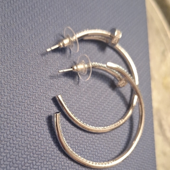 Silver Earrings Trendy Chunky Hoops - Picture 5 of 5